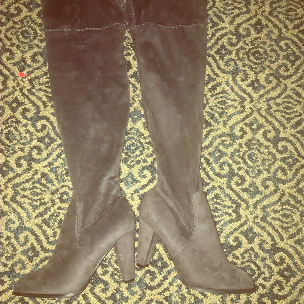 Over the knee Gray boots